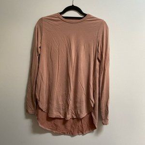 Forever 21 Curved Hem Long Sleeve Tee S